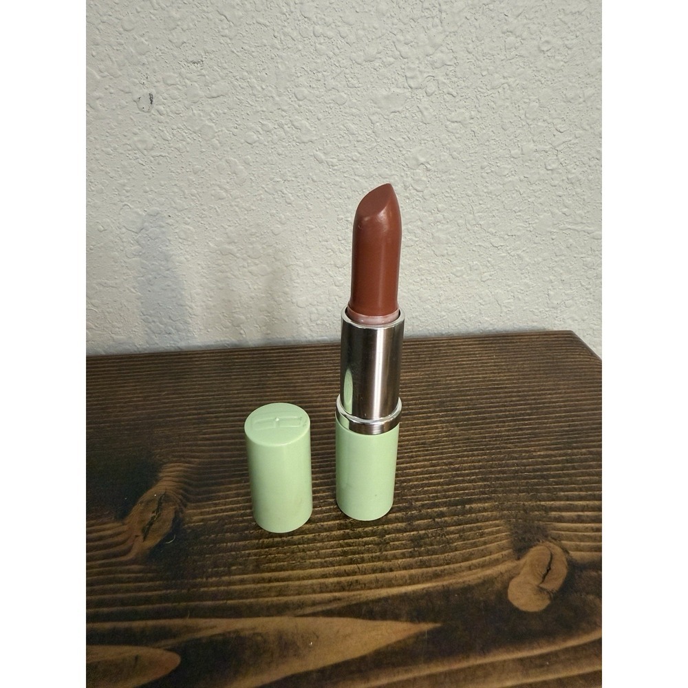 Clinique TENDER-HEART Different‎ Lipstick Green Tube Brown .14 oz/4g New RARE